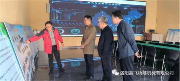 熱烈歡迎河南省科技廳黨組成員、副廳長(zhǎng)潘剛一行蒞臨高飛橋隧調(diào)研指導(dǎo)