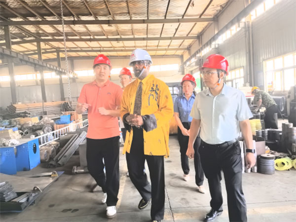 跨國(guó)界，筑橋梁丨熱烈歡迎非洲客戶到高飛股份參觀考察